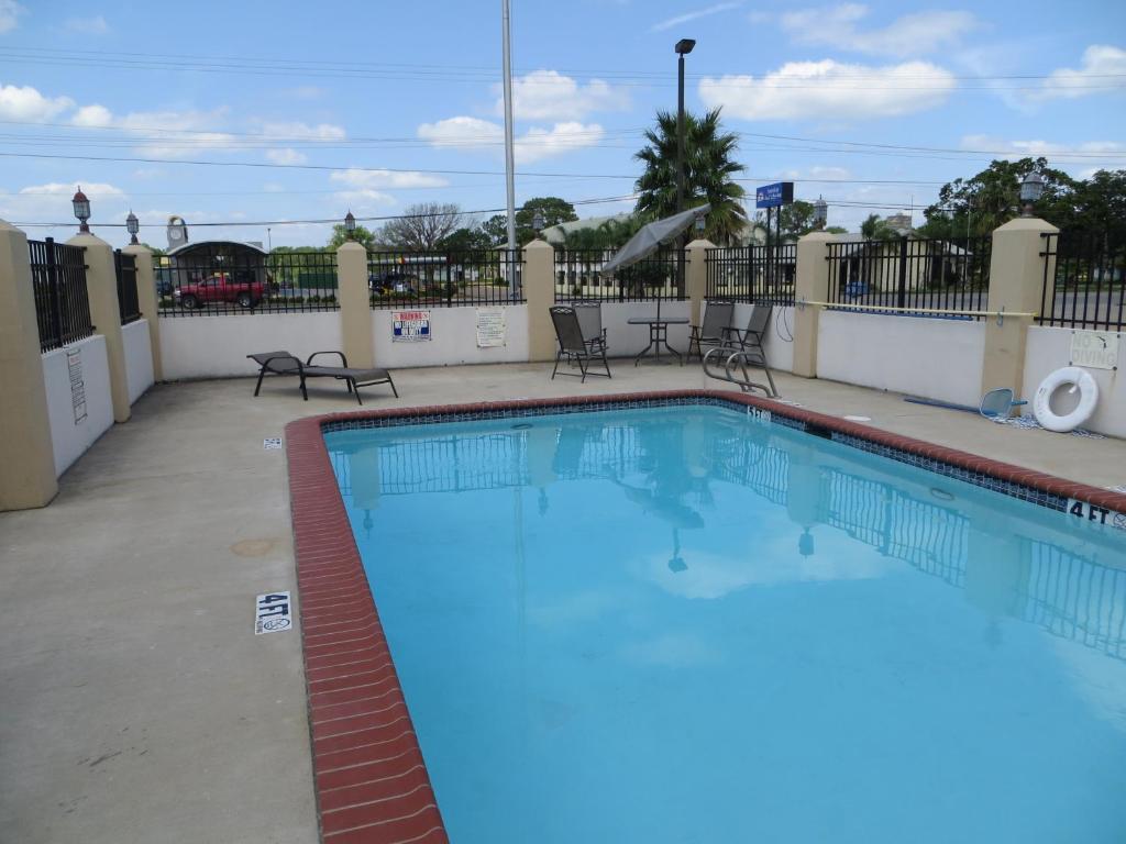 Executive Inn & Suites West Columbia Eksteriør bilde