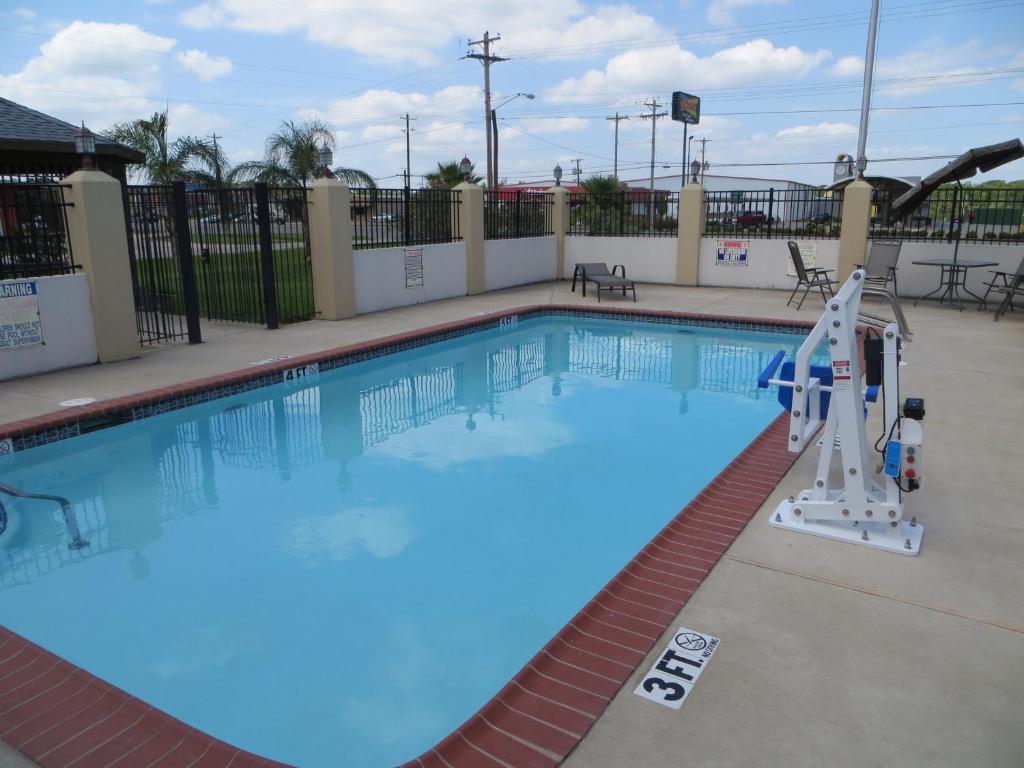 Executive Inn & Suites West Columbia Eksteriør bilde
