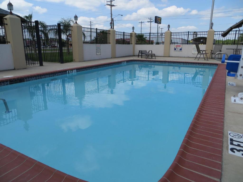 Executive Inn & Suites West Columbia Eksteriør bilde
