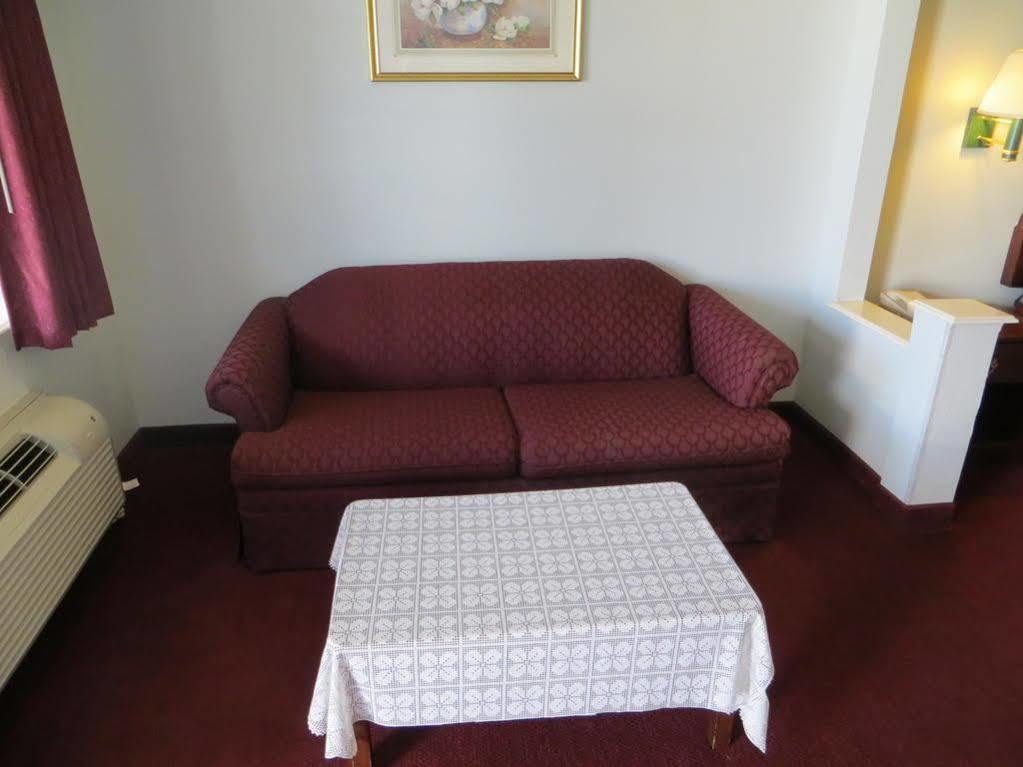 Executive Inn & Suites West Columbia Eksteriør bilde